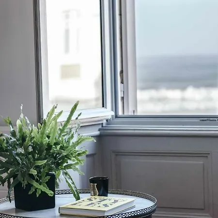 Palais Continental Apartment *